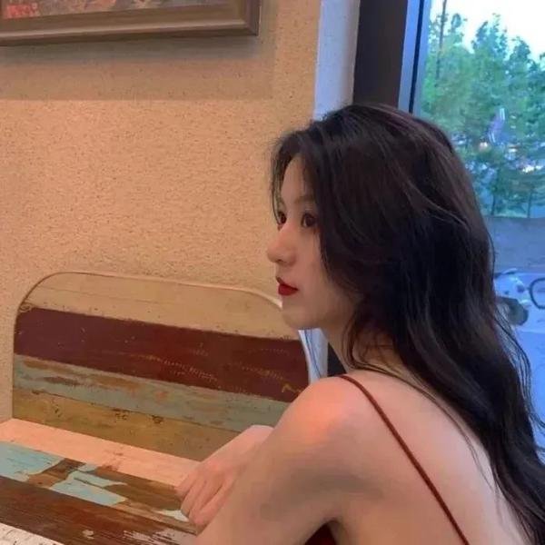 铁汉艳娘
